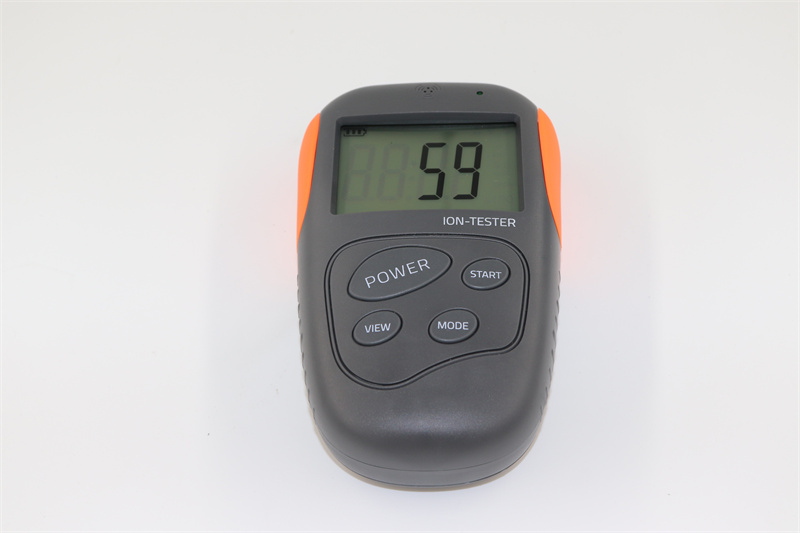 Solid negative ion detector XDB-10
