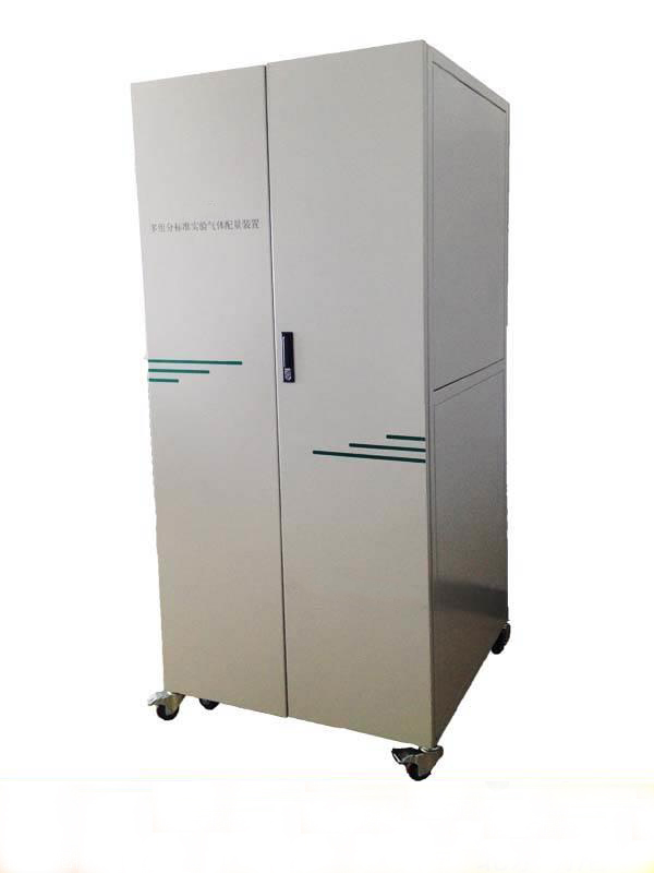 Multi-component gas-liquid hybrid dynamic distribution system XDB-D02